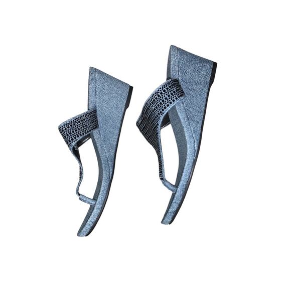 Simply Vera Vera Wang Denim Wedge Sandals Thong Flip Flops Size 8.5 Medium - Picture 4 of 13